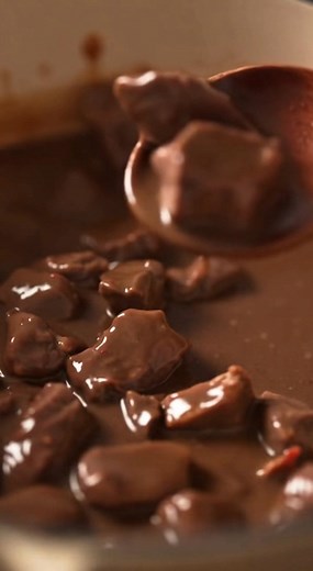 How to make this recipe: No-Peek Beef Tips-the 5-Ingredient, Hands-Free Dinner You’ll Make on Repeat Ingredients Serves 4 2 pounds beef sirloin tips, beef stew meat, or boneless beef chuck, cubed 1 (10.5-ounce) can condensed cream of mushroom soup 1 (1-ounce) envelope onion soup mix 1 (3/4- to 1-ounce) envelope brown gravy mix 1 cup water #NoPeekBeefTips #EasyDinnerIdeas #5IngredientMeals #HandsFreeCooking #QuickDinnerRecipes #BeefLovers #FamilyFriendlyMeals #SlowCookerRecipes #WeeknightDinner #