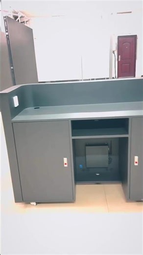 Bar counter screen：Small footprint, huge performance for any service counter.