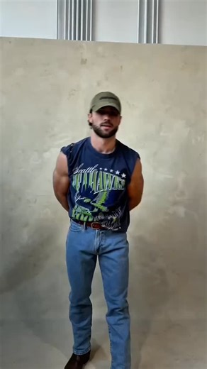 Robbie G.K Updates on Instagram: "Super Bowl LX Fashion Presentation. #robbiegk #foryou #explore #abercrombie #fyp"