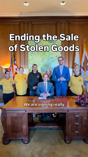 Daniel Lurie on Instagram: "San Francisco’s recovery depends on safe and clean streets, and the California SAFE Streets Act—and the implementing ordinance I signed today—gives us the authority to enforce against the sale of stolen goods on our streets. This new law protects our hardworking, permitted vendors and supports small businesses. Thank you to @scott_wiener and our state partners for advancing this critical piece of legislation, and to the advocates who fought to make this happen."