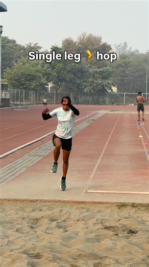 Athlete feasts on Instagram: "Single leg 🦵 hopping workout 💪"