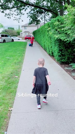 Siblings Reunited at BC Children's Hospital