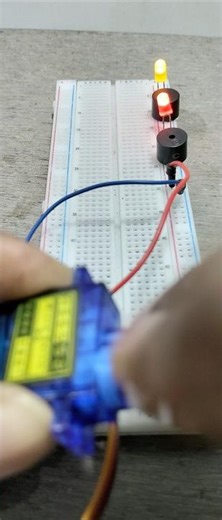 Transfer of power from the micro servo motor #tech #experiment