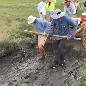 2.2M views · 16K reactions | Life is full of turns! 藍藍藍 | America's Funniest Home Videos | Facebook