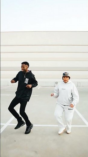 Manzi Nte Lit Dance Challenge Robot Boii & Bontle Modiselle