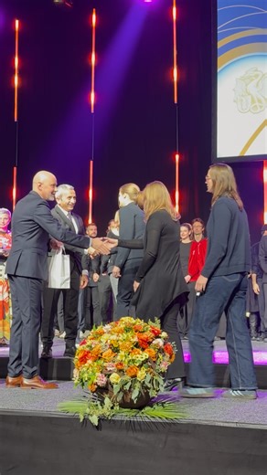 Mustafa Atici on Instagram: "Was für ein besonderer Abend für den Basler Sport! Es war mir eine grosse Freude, die «Basler Sport-Champions» zu ehren und herausragende Sportlerinnen und Sportler sowie Teams aus dem Kanton Basel-Stadt auszuzeichnen.🏅 Herzliche Gratulation zu diesen beeindruckenden Leistungen! 👏 🥊 @gabibalboatimar & 🚵‍♀️ @annaweinbeer - Zum ersten Mal wurden zwei Sportlerinnen als «Basler Sportlerin des Jahres» geehrt. ⚽ Xherdan Shaqiri - «Basler Sportler des Jahres» ⚽ Herrente