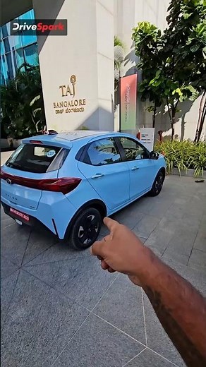 First CNG Hatchback with AMT & Paddle Shifters? 👀 Tata Tiago!