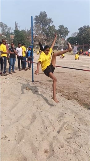 बहुत सुंदर जंप किया बहन ने🥹🚀#shortvideo#army#viralvideo#viral#flip#ytshorts#shortsfeed#motivation#yt