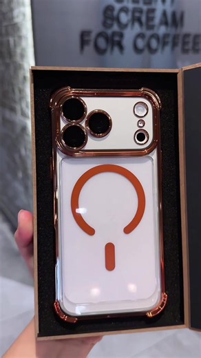 Exploring the iPhone 17 Pro Max Features and Accessories