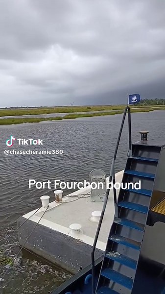 #fyp #louisiana #Centralboatrentals #bayoulafourche #portfourchon