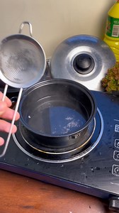 Easy egg meal with strainer! #life #gardening #hack #money #lifehack #diy #love #plants #lifehacks #RS #lifestyle #craft | Russell Brown