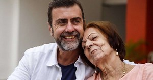 Políticos usam as redes sociais para desejar feliz Dia das Mães; veja homenagens