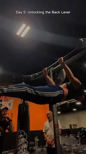 Day 5 of unlocking the back lever. Straddle is improving and I finally touched a full hold.