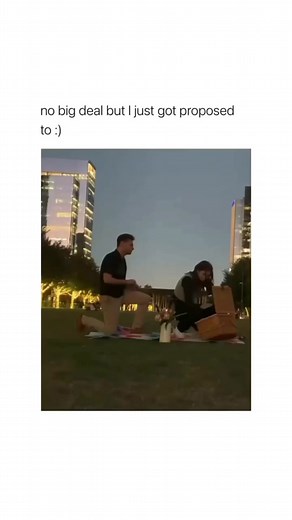 Her reaction is so priceless 🥹💍❤️ #love #proposal #surprise #picnic #beautifulproposals