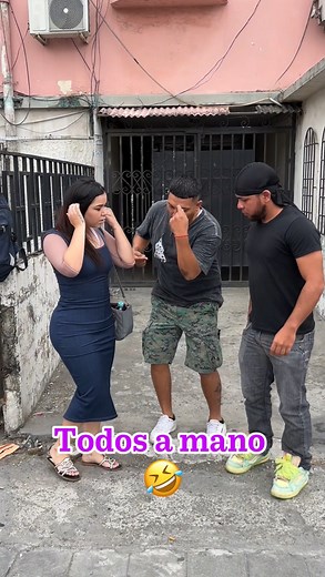 1.9M views · 98K reactions | 藍藍藍 #viralreelschallenge #parati #humor | Joseph Castro | Facebook