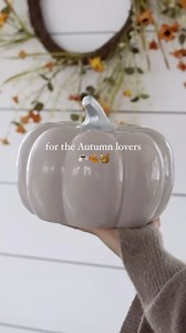 87K views · 266 reactions | For the Autumn lovers 癩 have you explored our Autumn collection? It’s full of beautiful and unique items for your home  #prettylittlehome #autumncollection #fallcollection #fall #homedecor #cosyseason #cosyaesthetic #loveyourhome #home #pumpkinmug #autumnlovers #autumnhaul #falldecor | Pretty Little Home | Facebook