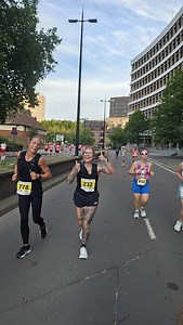 My first ever race – a 10K twilight run with the most incredible group of women 💫 We lifted each other up, pushed through together, and I’m so grateful to be surrounded by such strong, empowering ladies. Truthfully, I almost didn’t show up tonight. But I’m so glad I did. What I’ve learned: when you’re training, there will always be niggles, setbacks, and excuses not to run. But those are the moments you must show up the most. Loving this journey and everyone who’s part of it. So proud of the am