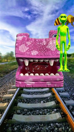 equal dame tu cosita 3 All colors alien dance vs herd of pacman & train driver tom #funnyvideo