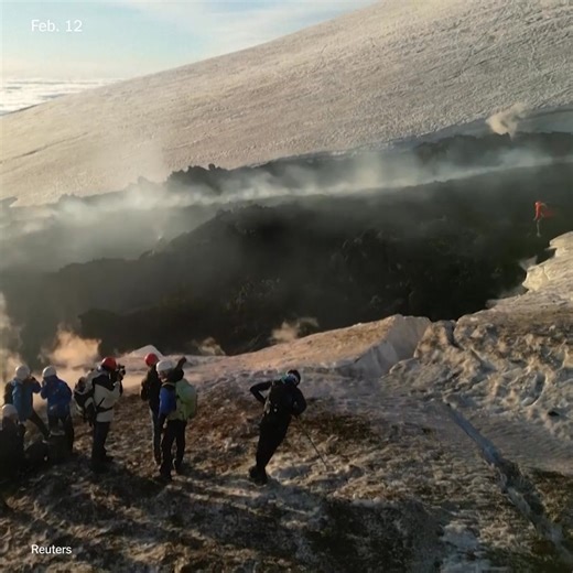 The latest eruption of Mount Etna has drawn thousands of tourists in recent weeks, congesting roads and obstructing the paths of rescue crews, the Italian authorities said, despite their efforts to keep people safely away from explosive lava flows. https://nyti.ms/41nqx06 | The New York Times