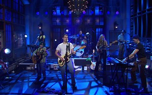 Bleachers - Chinatown (Live)