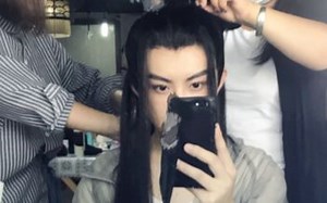 【coser小梦】【搬运】在为黑天新戏的拍摄认真武术培训中的小梦