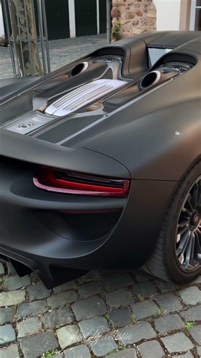 La Porsche 918 Spyder est une œuvre d’art 😮‍💨🔥 #automobile #porsche #porsche918spyder