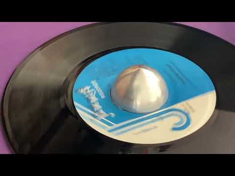 KAUSHAN BAND ~ Version (THE DREADS ~ Mystical Vibes, Chase Vampire Riddim, B Side)
