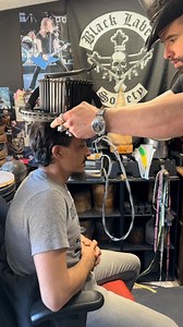 Blade Hats specializes in creating unique, handcrafted hats. Established by Marcos Souto, the brand takes influence from heavy rock and the lively atmosphere of festival culture. 🎩 In this video, Blade Hats presents two original pieces: one featuring a skull and another designed with bold, avant-garde details, showcasing Marcos’s artistry and meticulous design. Artist: @blade_hats #art #hat #handmade | Art Daily Dose