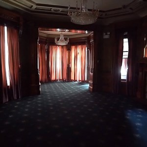 Exploring A Mansion!! | Steve Ronin