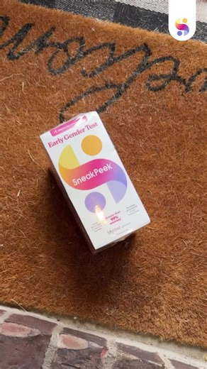 Because every great love story starts early. The SneakPeek® test delivers results as early as 6 weeks—so why wait 20? | SneakPeek Test