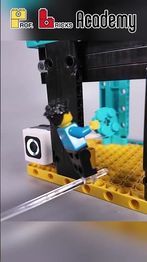 LEGO minifigs VS SPIKE Secured Gate