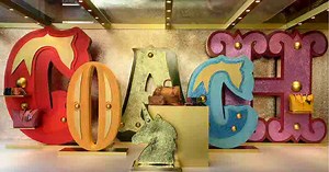 #BringOnTheJoy －  IT Girl Kiwi 李函帶你一覽這次COACH HOLIDAY 系列其間限定店鋪！ | Bella.tw儂儂