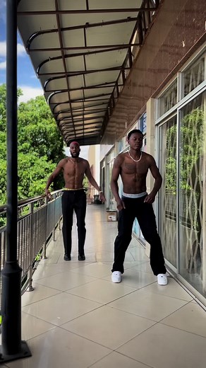 Dance Video Featuring Aqualaskin and Topola King
