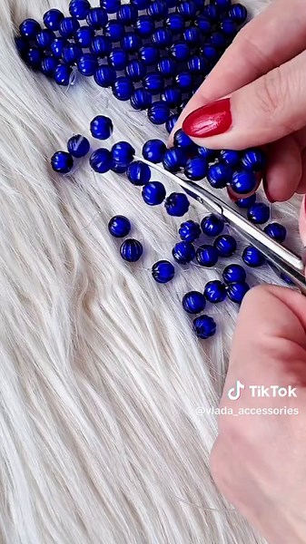 Sometimes you have to take apart your old creations to make new ones 💙 Look how tightly woven it is-it was hard to take apart because I wove it using a loop technique.