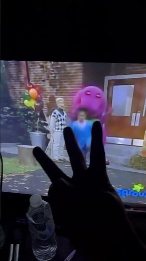 Barney Falling For Autumn! Tosha 6 Hop (1993)