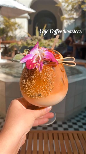 Karri Davis on Instagram: "Is this the cutest coffee shop in Santa Barbara? ☕️ (I vote yes) I ordered two different lattes from their specialty menu (I had to try a hot AND a cold one, okay?) and they were both beautifully crafted, with the attention to detail that is usually reserved for cocktails. The Sugarwood is made with rosemary-infused maple syrup, angostura bitters and is garnished with luxardo cherries and “a live camp fire.” Jupiter’s Forest is an oat milk latte topped with cold brew a