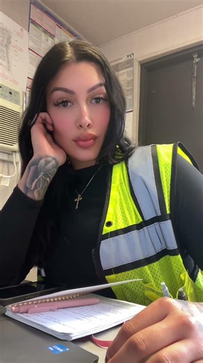 Tips from project engineer into a project manager. #projectmanagement #projectengineer #electrical