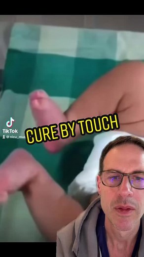 #seizures or tremors. How one hand can tell the difference‼️ #doctorsoftiktok #nursesoftiktok #babiesoftiktok #neonatal #pediatrics #neurology #pregnant