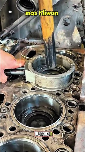 Piston Installation into an Engine Block#shorts #automotive #mechanic #satisfying #workshop