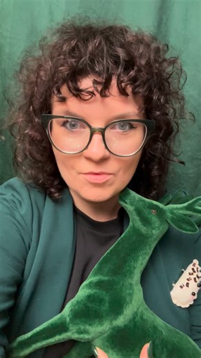 Oprogramowanie Idel działało do 24.12. Potem zrobił Grinch mode – aktualizacja w trakcie, po Nowym Roku wraca silniejszy. Powiadomienia włączone, damy znać! A teraz misja pauza na ŚWIĘTA: Najedzcie się, odpocznijcie i jakoś się wturlamy w ten 2026, oby trochę offline. Grinch zatwierdził. Reset głowy trwa🔋 #swieta2025 #agencjareklamowa #graficzka #artystka #tychy | Atelier Idel