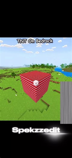 Java vs Bedrock TNT💀#edit#minecraft#fyp