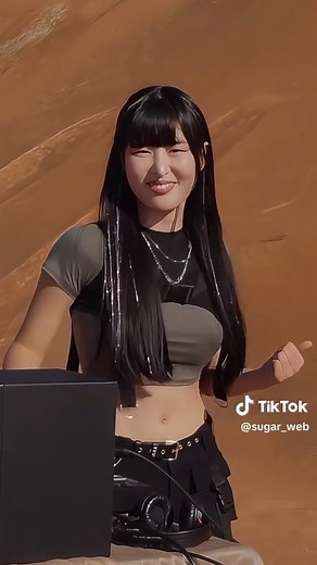YOUNA - DJ Mix 13 - Red Sand Desert - Dubai - Melodic Techno & Progressive House DJ Set by YOUNA at Red Sand Desert - Dubai - YOUNA is a DJ and producer from South Korea - #techno #dj #youna @youna_kr