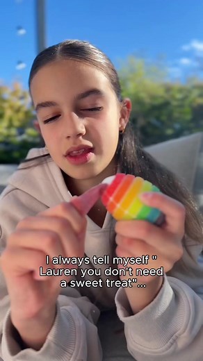Self control? never heard of her 😭🍬 Good job our name isn't Lauren either 🌈 #candy #candytok #Lauren #ASMR