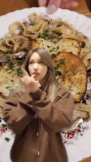 I CAN'T STOP ME from delicious food! (TWICE version 1.)#TWICE #트와이스 #icantstopmeenglishversion #icantstopme#그린스크린