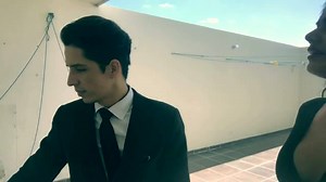 Cuantos quisieran tener él neuralizador para borrar la memoria , lástima que sólo existan en las Pelis 😂😂😂😂😂😂😂 #cumpledenicky #losmarquina 🤓✌️ | Carlos Marquina