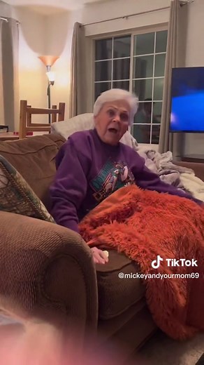 Salt shaker meme 🤣🤣🤣🤣 As you can see my grandma is a pro 🤣🤣#funny #meme #grandma #dirty #fyp #viral #foryoupage #4upage