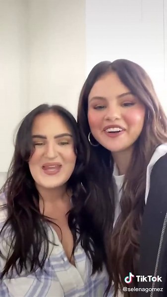 Hey girl @Mikayla Nogueira