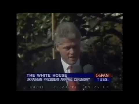 November 22, 1994: US President Bill Clinton thanks Ukraine for giving up its nuclear weapons