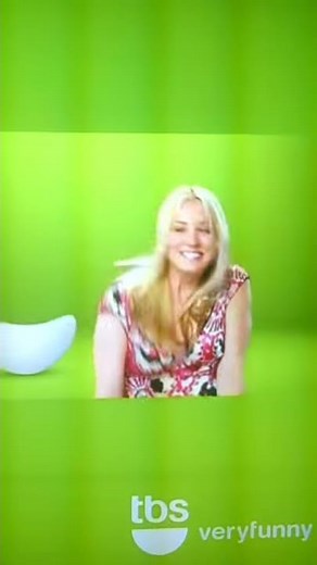 Kaley Cuoco TBS dance