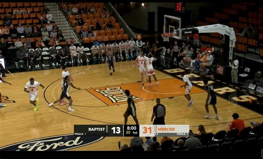 19 fastbreak points already for the Bears! 👀 #GoBears | Mercer Basketball